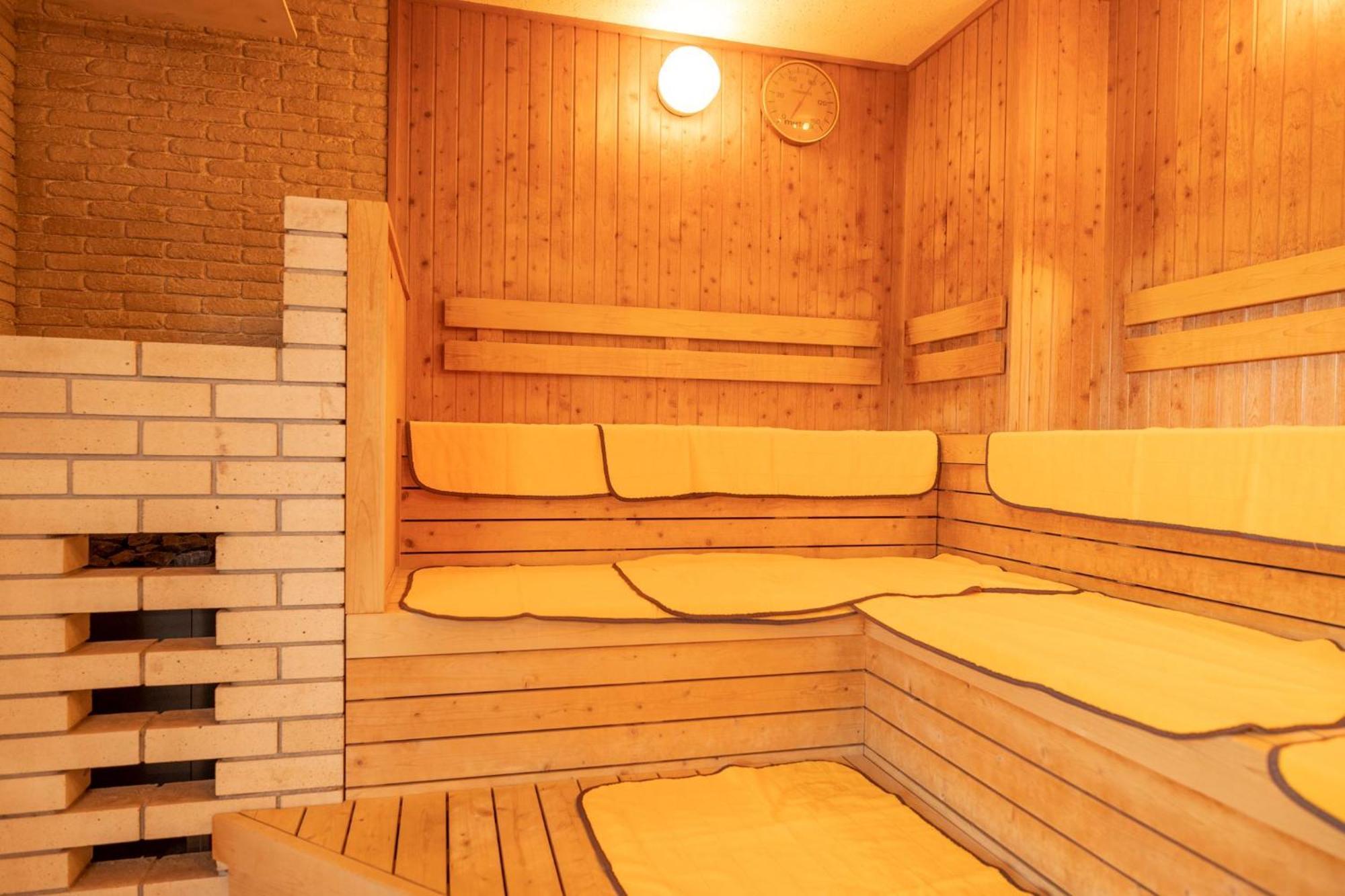 Hill Hotel Sunpia Iga Экстерьер фото