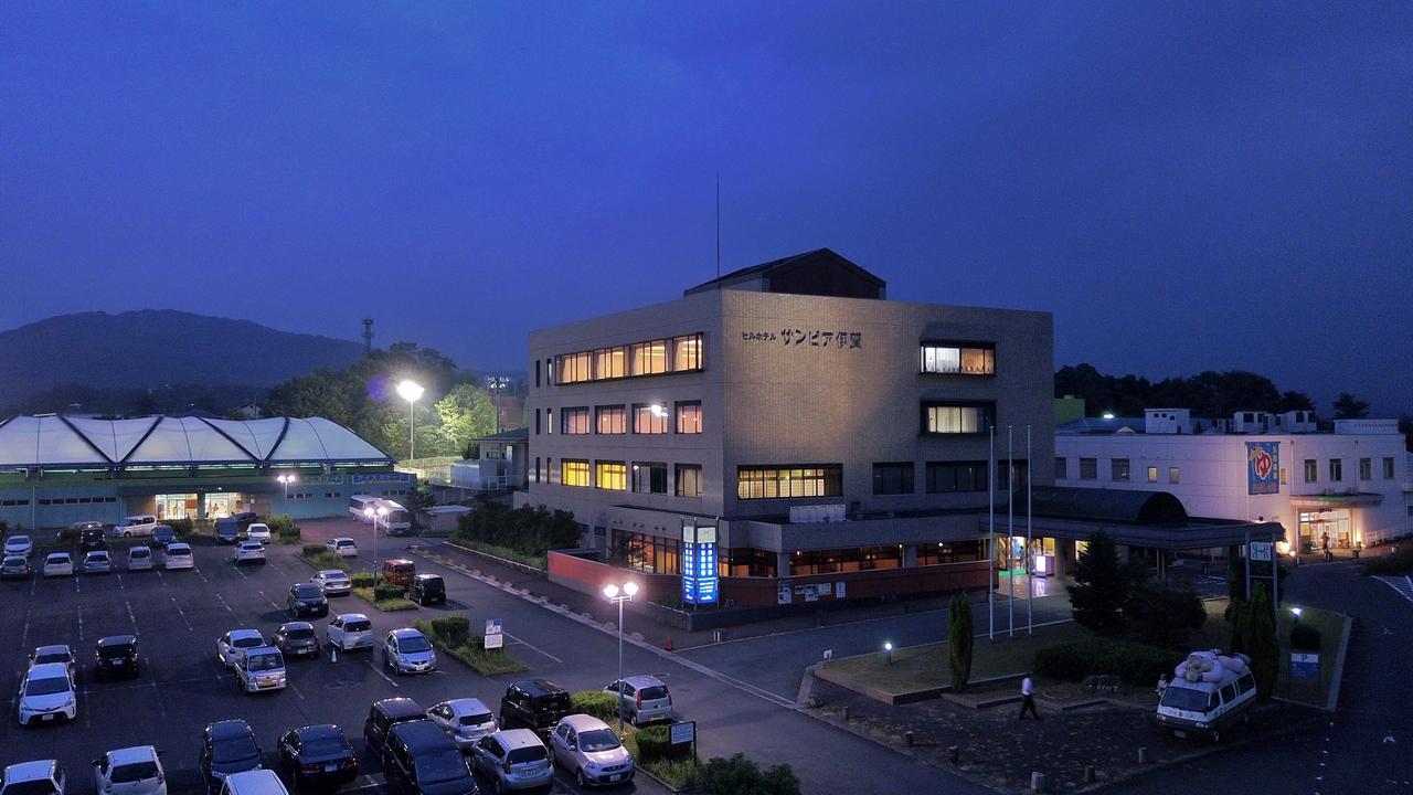 Hill Hotel Sunpia Iga Экстерьер фото