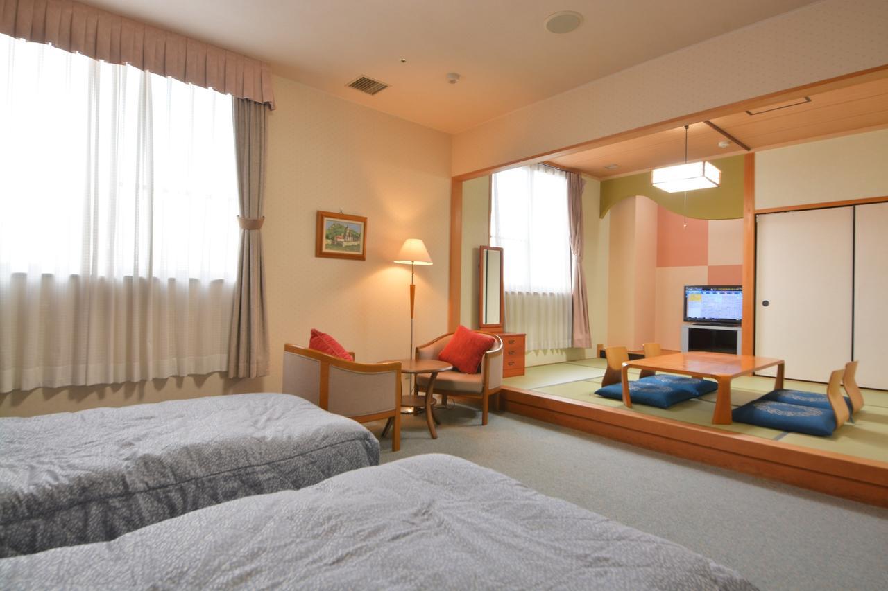 Hill Hotel Sunpia Iga Номер фото